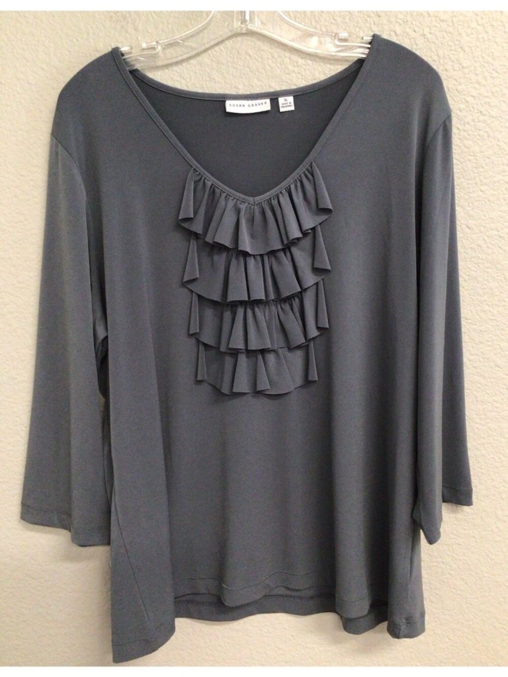 Susan Graver Women XL Gray Scoop Neck Stretch Liquid Knit 3/4 Sleeve Top Ruffle